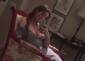 Ruby Ashbourne Serkis mirror selfie