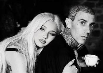 Travis with her daughter