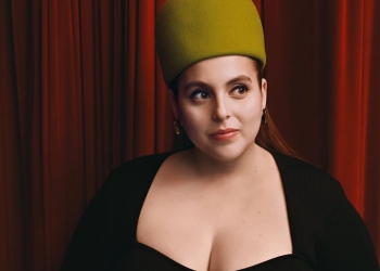 Beanie Feldstein