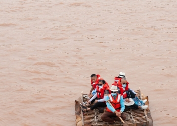 UK provides support to Pakistan during flood