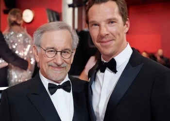 Steven Spielberg with actor Benedict Cumberbatch